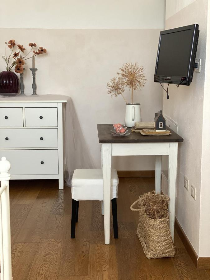 B&B Melloni Street 돌로 외부 사진
