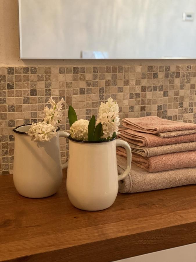B&B Melloni Street 돌로 외부 사진