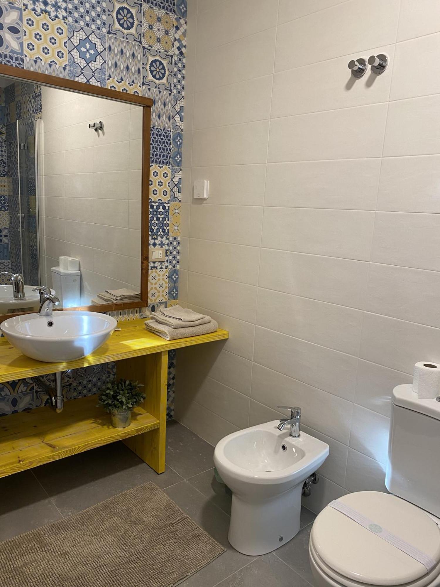B&B Melloni Street 돌로 외부 사진